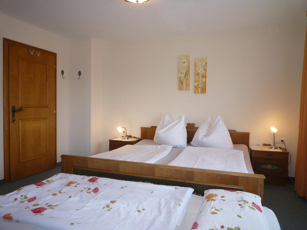 Haus Glanzern Apartment เวสเทนดอร์ฟ ห้อง รูปภาพ